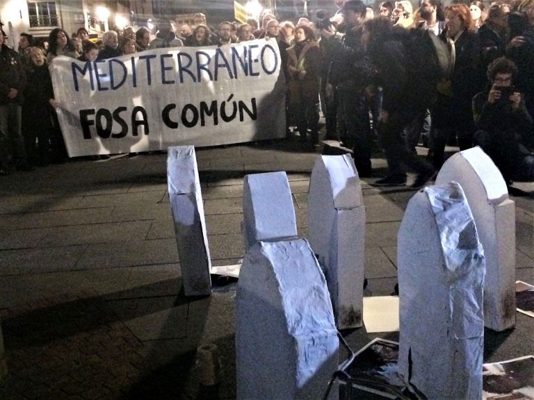 Manifestación a favor de la emigración
