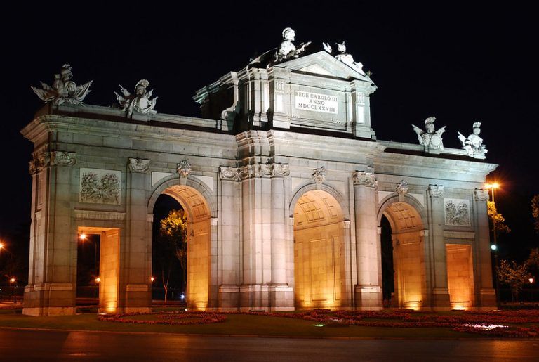 Puerta-alcalá-desigual